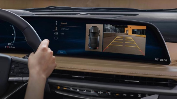 프리미엄 SUV, 캐딜락 SUV, 캐딜락 XT4 페이스리프트 커브스 디스플레이