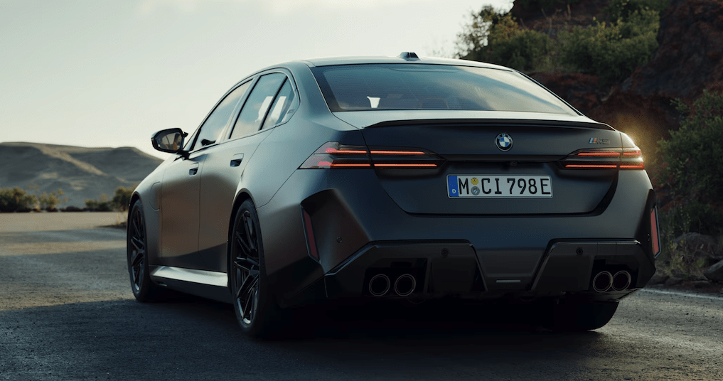 BMW M5, M5 가격, 스포츠 세단, G90 M5, 플러그인 하이브리드