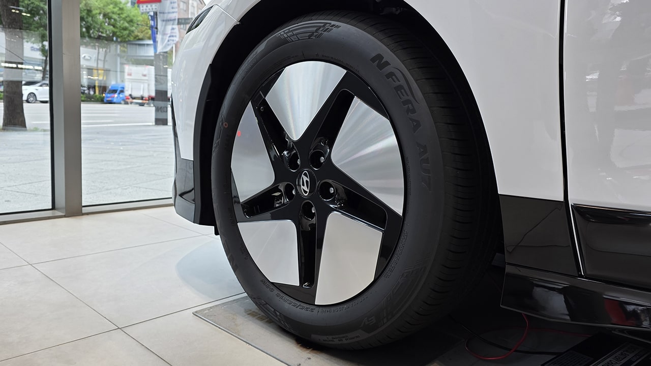 더 뉴 아이오닉 6, 아이오닉 6, 아이오닉 6 익스클루시브, 익스클루시브, 아이오닉 6 리뷰