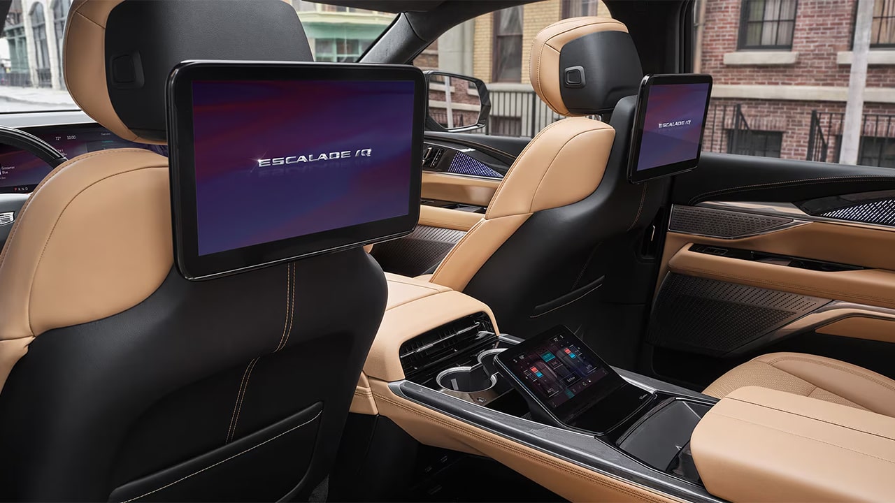 캐딜락 에스컬레이드 IQ, 럭셔리 전기 SUV, 슈퍼 크루즈, 배터리, 한국 출시