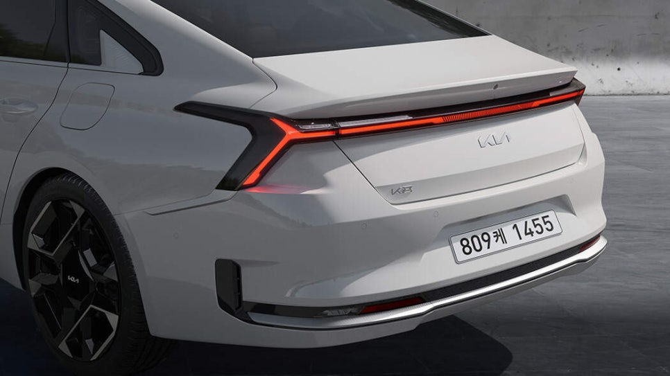 K8 페이스리프트, K8 풀체인지, 더 뉴 K8, K8 가격, K8 제원