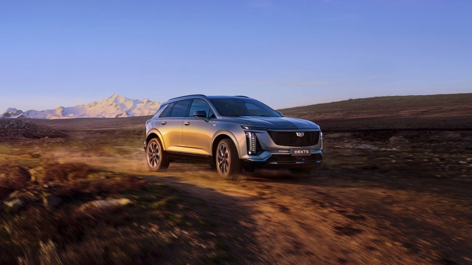 캐딜락 XT5, 캐딜락 제원, 럭셔리 SUV, XT5 가격, 캐딜락 신형